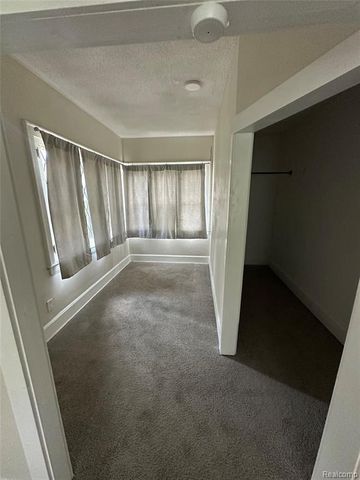 3320 Richton Street, Detroit, MI 48206