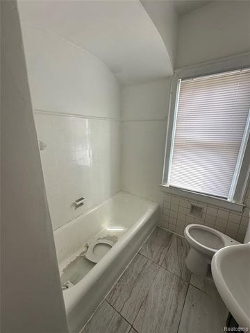 3320 Richton Street, Detroit, MI 48206