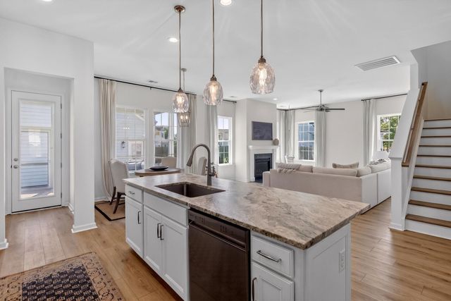 648 Water Lily Trail, Summerville, SC 29485