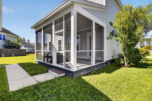 648 Water Lily Trail, Summerville, SC 29485