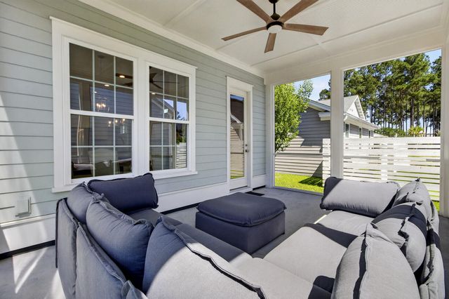 648 Water Lily Trail, Summerville, SC 29485