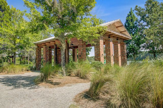 648 Water Lily Trail, Summerville, SC 29485