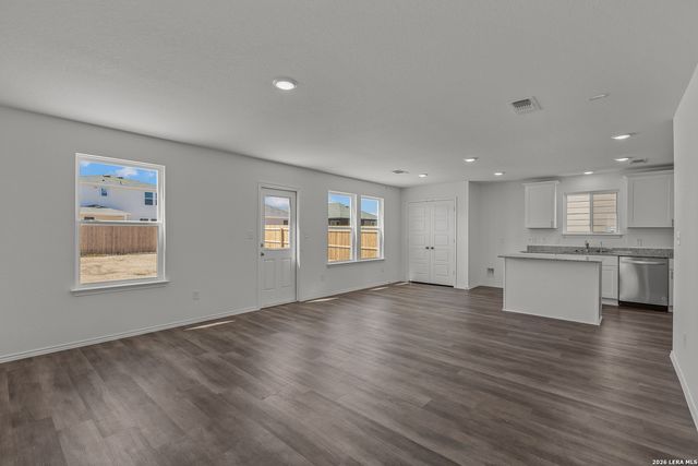4029 Lazy Lily Dr, Seguin, TX 78155