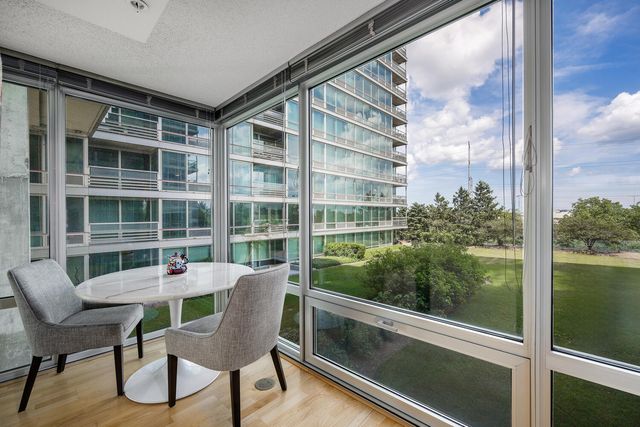 9715 Woods Drive 510, Skokie, IL 60077