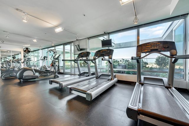 9715 Woods Drive 510, Skokie, IL 60077