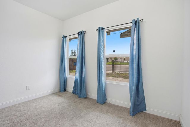 5680 Power Inn Rd, Sacramento, CA 95824