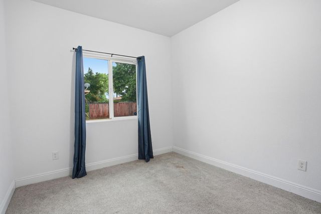 5680 Power Inn Rd, Sacramento, CA 95824