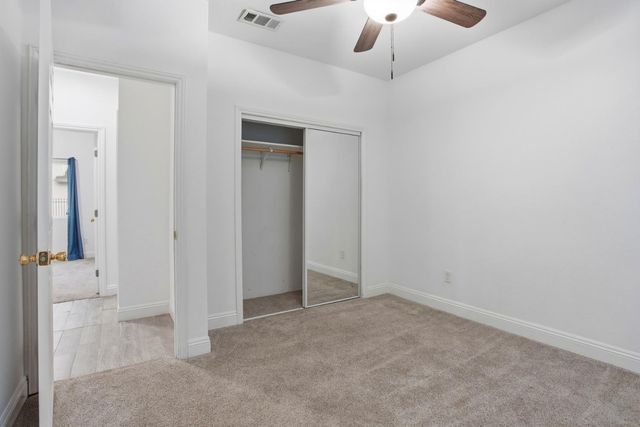 5680 Power Inn Rd, Sacramento, CA 95824