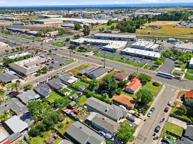 5680 Power Inn Rd, Sacramento, CA 95824