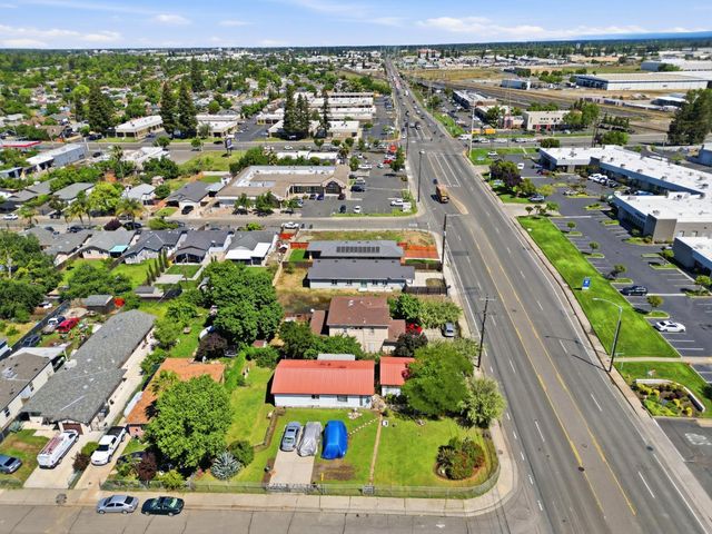 5680 Power Inn Rd, Sacramento, CA 95824