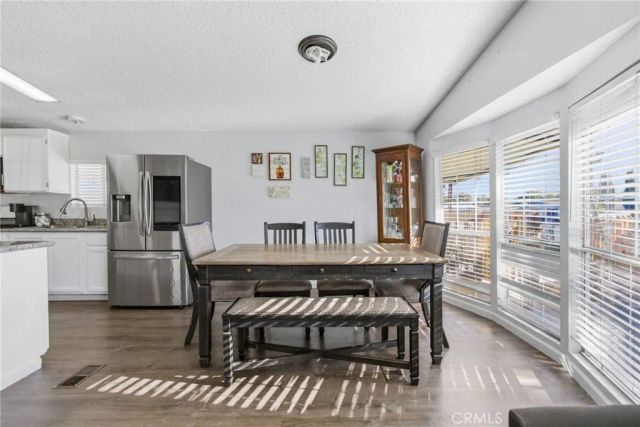 25114 Avenida Valencia, Homeland, CA 92548