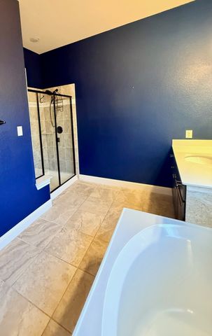 811 Bandelier Lane, Mansfield, TX 76063