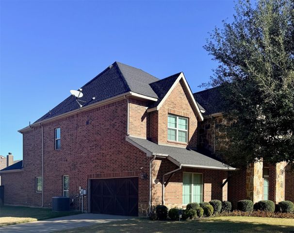 811 Bandelier Lane, Mansfield, TX 76063