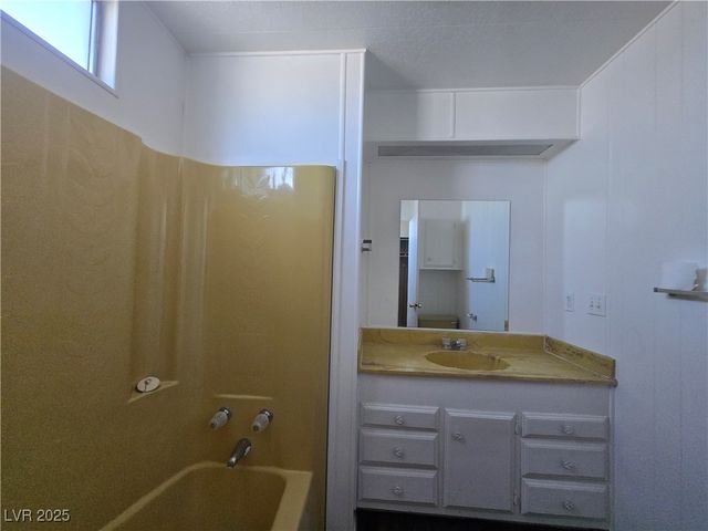 2257 Toiyabe Street, Las Vegas, NV 89156