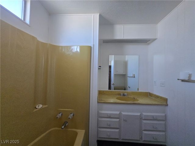 2257 Toiyabe Street, Las Vegas, NV 89156