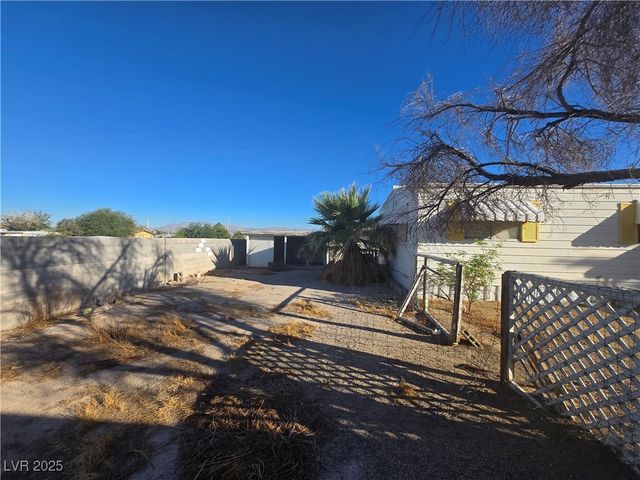 2257 Toiyabe Street, Las Vegas, NV 89156