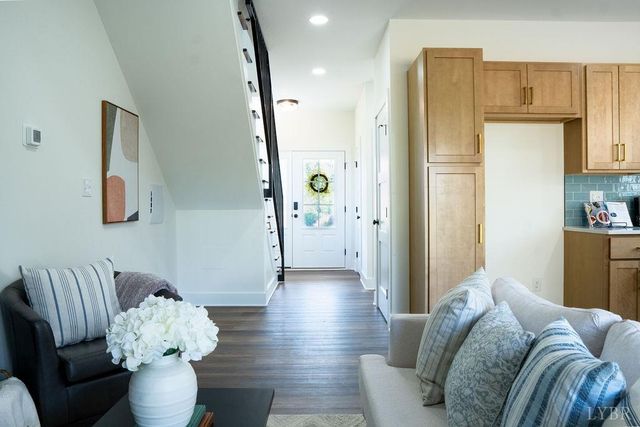 1200 St Cloud Avenue, Lynchburg, VA 24502