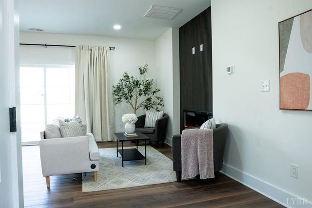 1200 St Cloud Avenue, Lynchburg, VA 24502