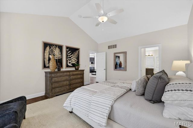 9 Picardy Hill Drive, Chesterfield, MO 63017