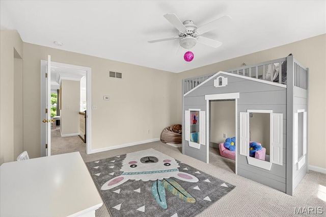 9 Picardy Hill Drive, Chesterfield, MO 63017