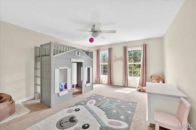 9 Picardy Hill Drive, Chesterfield, MO 63017