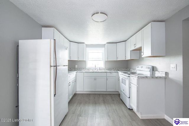 3963 Old Lexington Road, Cave City, KY 42127