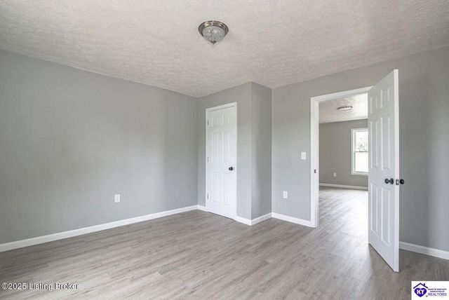 3963 Old Lexington Road, Cave City, KY 42127