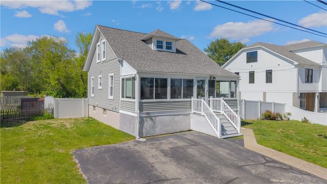 43 Samuel Gorton Avenue, Warwick, RI 02889