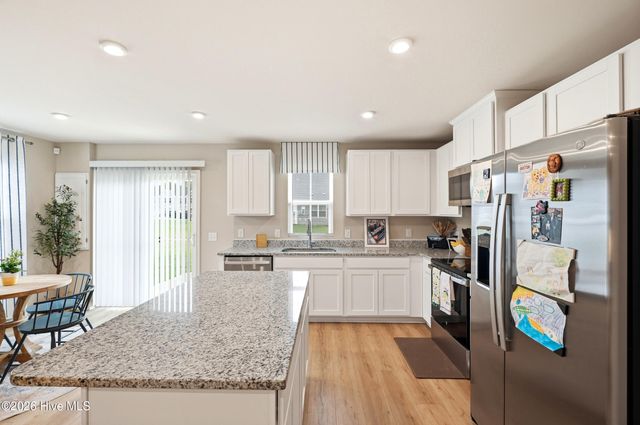 3005 Edgemead Circle NW, Calabash, NC 28467
