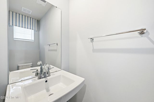 3005 Edgemead Circle NW, Calabash, NC 28467
