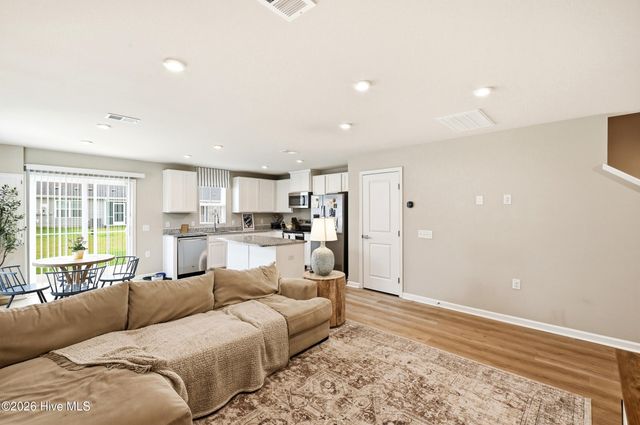 3005 Edgemead Circle NW, Calabash, NC 28467