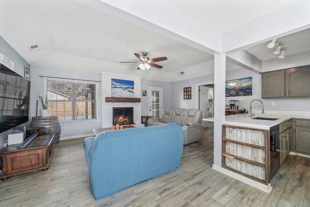 6310 PRAIRIE VIEW DR, Bartlett, TN 38134