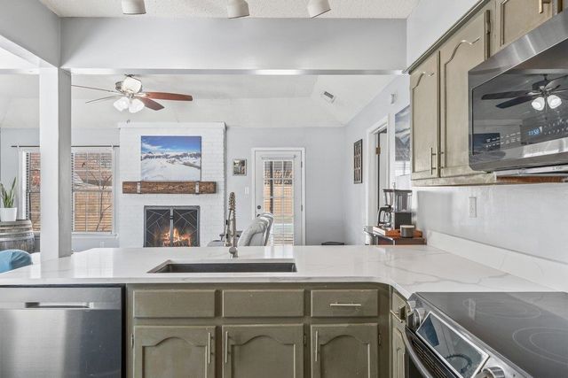 6310 PRAIRIE VIEW DR, Bartlett, TN 38134