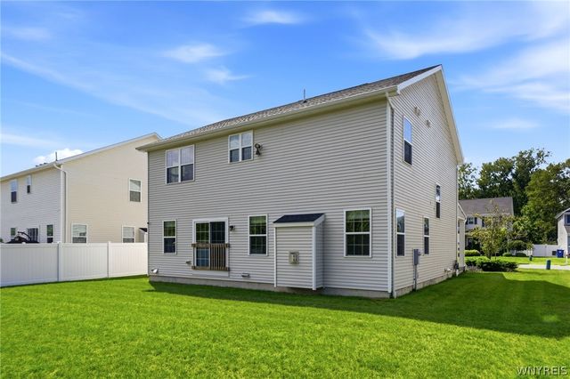 100 Lynette Lane, Amherst, NY 14228
