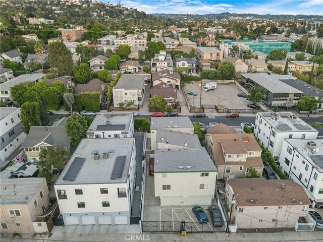 1943 Vista Del Mar, Los Angeles, CA 90068