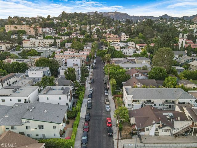 1943 Vista Del Mar, Los Angeles, CA 90068