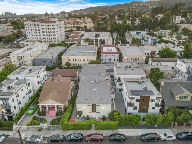 1943 Vista Del Mar, Los Angeles, CA 90068
