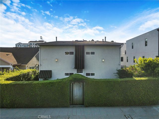1943 Vista Del Mar, Los Angeles, CA 90068