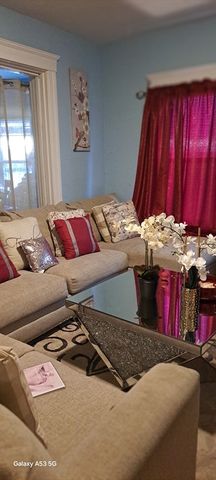 30 Pattison St 3, Worcester, MA 01604