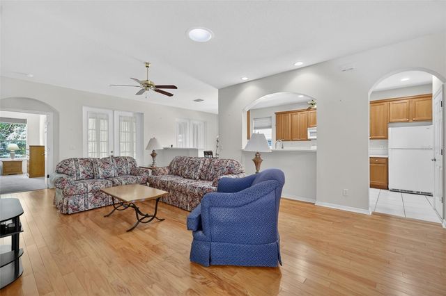 20634 QUEEN ALEXANDRA DRIVE, Leesburg, FL 34748