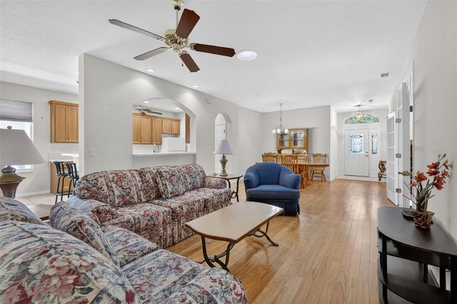 20634 QUEEN ALEXANDRA DRIVE, Leesburg, FL 34748