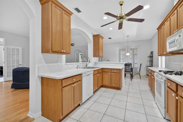 20634 QUEEN ALEXANDRA DRIVE, Leesburg, FL 34748