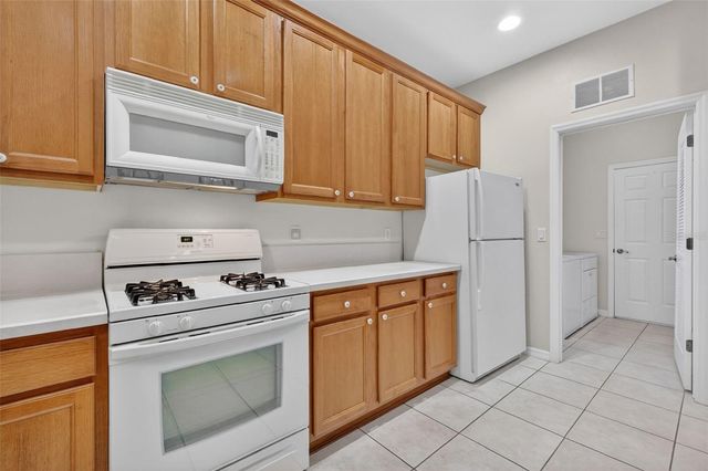 20634 QUEEN ALEXANDRA DRIVE, Leesburg, FL 34748