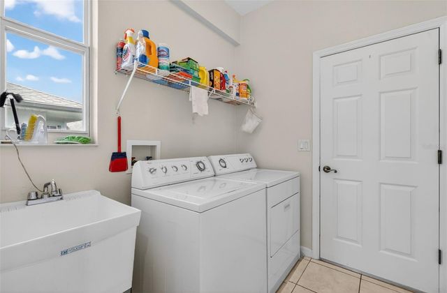 20634 QUEEN ALEXANDRA DRIVE, Leesburg, FL 34748
