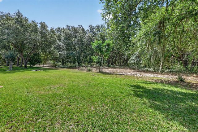 20634 QUEEN ALEXANDRA DRIVE, Leesburg, FL 34748