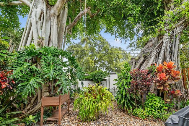 3010 Murano Bay Drive, Boynton Beach, FL 33435