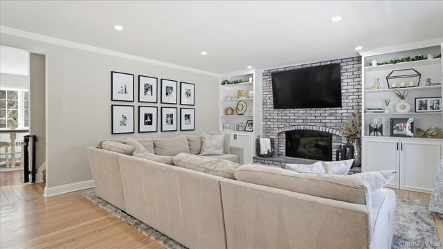 94 Fairview Avenue, Bayport, NY 11705