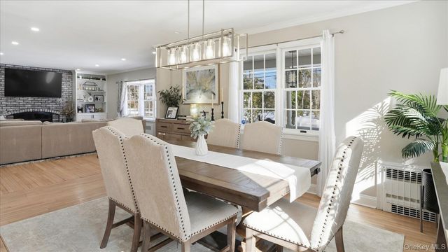 94 Fairview Avenue, Bayport, NY 11705