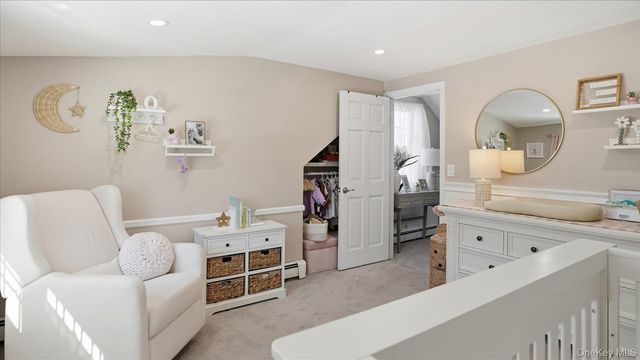 94 Fairview Avenue, Bayport, NY 11705