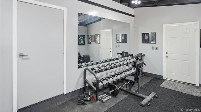 94 Fairview Avenue, Bayport, NY 11705